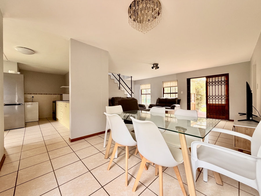 3 Bedroom Property for Sale in Sandbaai Western Cape